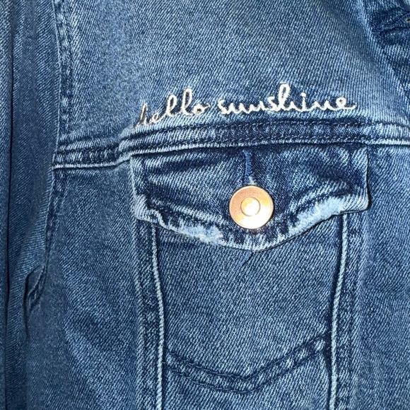 A New Day Hello Sunshine Embroidered Denim Jacket Raw Hem Blue Size L - Picture 5 of 7